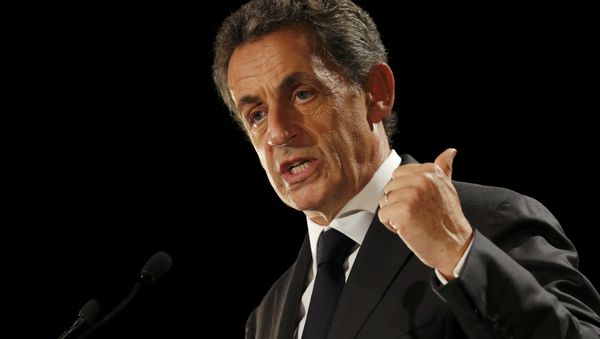 Nicolas Sarkozy, former head of the Les Republicains political party, attends a political rally in Franconville, France, as he campaigns for the French conservative presidential primary, September 19, 2016. - Sputnik International