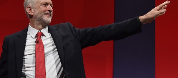 Opposition Labour party leader Jeremy Corbyn acknowledges the delegates as he receives a round of applause after speaking on the fourth day of the annual Labour Party conference in Liverpool, north west England on September 28, 2016. Opposition Labour party leader Jeremy Corbyn acknowledges the delegates as he receives a round of applause after speaking on the fourth day of the annual Labour Party conference in Liverpool, north west England on September 28, 2016. - Sputnik International