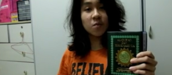 Teen Blogger in Singapore Gets 6 Weeks in Jail and Fined for Wound Religious Feelings Teen Blogger in Singapore Gets 6 Weeks in Jail and Fined for Wound Religious Feelings - Sputnik International