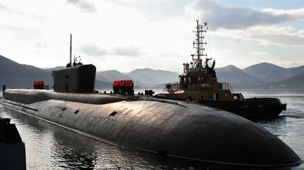 Russian Project 955 strategic nuclear submarine Vladimir Monomakh arrives at its permanent base in Vilyuchinsk, Kamchatka. file photo  - Sputnik International