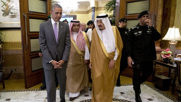 President Barack Obama and Saudi Arabia's King Salman walk together to a meeting at Erga Palace in Riyadh, Saudi Arabia, Wednesday, April 20, 2016 President Barack Obama and Saudi Arabia's King Salman walk together to a meeting at Erga Palace in Riyadh, Saudi Arabia, Wednesday, April 20, 2016 - Sputnik International