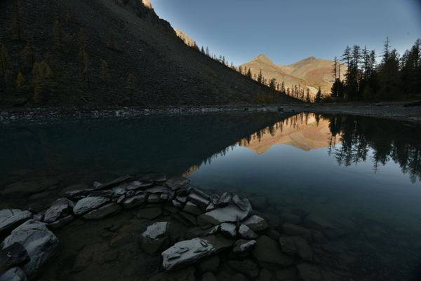 The Nizhnee (Lower) Shavlinskoye Lake in Kosh-Agachsky District of the Altai Republic. - Sputnik International