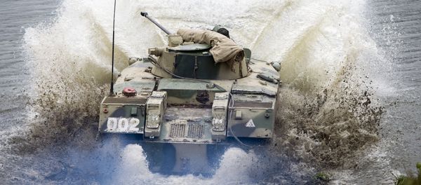 A BMD-2 airborne fighting vehicle crosses a water obstacle during a command & headquarters exercise involving the 106th Guards Airborne Division in Russia's Ryazan Region A BMD-2 airborne fighting vehicle crosses a water obstacle during a command & headquarters exercise involving the 106th Guards Airborne Division in Russia's Ryazan Region - Sputnik International