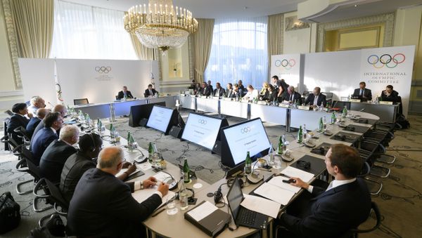 Members take their seat for the opening of an Olympic Summit on reforming the anti-doping system on October 8, 2016 in Lausanne Members take their seat for the opening of an Olympic Summit on reforming the anti-doping system on October 8, 2016 in Lausanne - Sputnik International