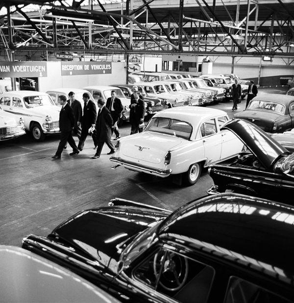 Brussels-based firm Scaldia-Volga sells Soviet-made passenger cars in Belgium. Brussels-based firm Scaldia-Volga sells Soviet-made passenger cars in Belgium. - Sputnik International