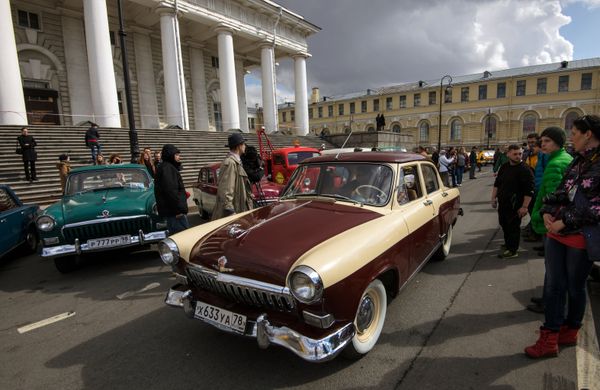 A GAZ-21 Volga car on display at a vintage cars exhibition in St. Petersburg. A GAZ-21 Volga car on display at a vintage cars exhibition in St. Petersburg. - Sputnik International