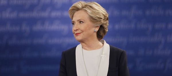 Democratic U.S. presidential nominee Hillary Clinton listens during their presidential town hall debate with Republican U.S. presidential nominee Donald Trump at Washington University in St. Louis, Missouri, U.S., October 9, 2016. Democratic U.S. presidential nominee Hillary Clinton listens during their presidential town hall debate with Republican U.S. presidential nominee Donald Trump at Washington University in St. Louis, Missouri, U.S., October 9, 2016. - Sputnik International