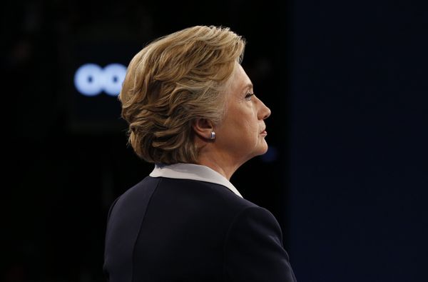 Democratic presidential nominee Hillary Clinton looks on during the second presidential debate at Washington University in St. Louis, Missouri on October 9, 2016. Democratic presidential nominee Hillary Clinton looks on during the second presidential debate at Washington University in St. Louis, Missouri on October 9, 2016. - Sputnik International