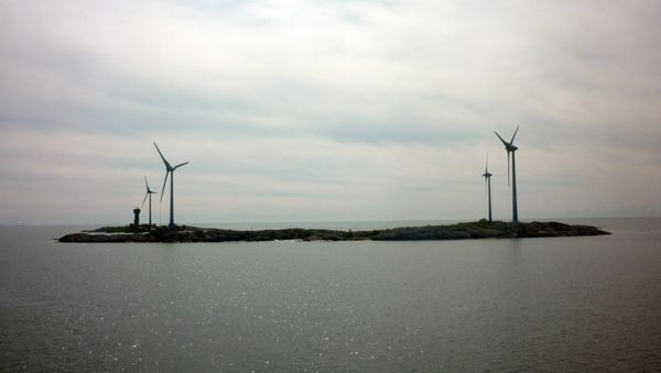 Photo shows wind turbines at the island of Mariahamn between Sweden and Finland Photo shows wind turbines at the island of Mariahamn between Sweden and Finland - Sputnik International