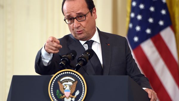 French President Francois Hollande speaks during a joint press conference with US President Barack Obama at the White House in Washington, DC, on November 24, 2015. - Sputnik International