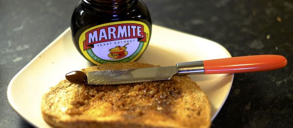 Toast with Marmite sits on a kitchen counter in Manchester, Britain October 13, 2016. - Sputnik International
