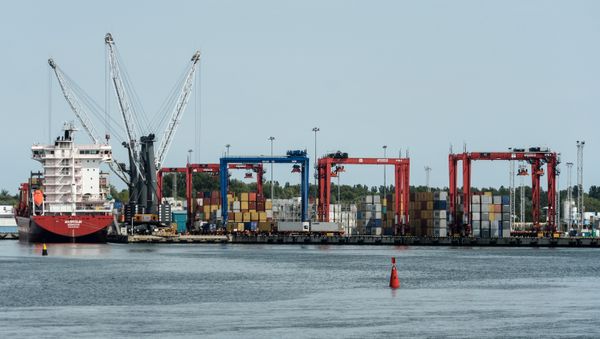 A commercial terminal at the Baltiysk Port, Kaliningrad region. - Sputnik International