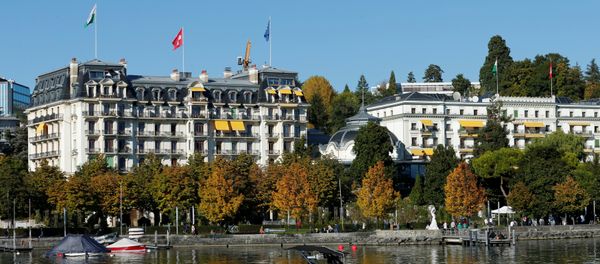 A boat is pictured on Lake Leman in front of the Beau-Rivage Palace during Syria talks in Lausanne, Switzerland, October 15, 2016 A boat is pictured on Lake Leman in front of the Beau-Rivage Palace during Syria talks in Lausanne, Switzerland, October 15, 2016 - Sputnik International