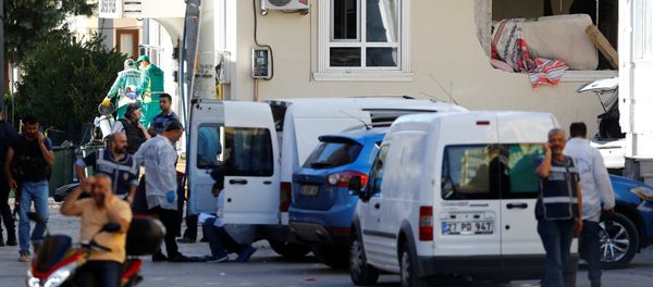 Police forensic experts examine a blast site in the southeastern city of Gaziantep, Turkey, October 16, 2016 - Sputnik International