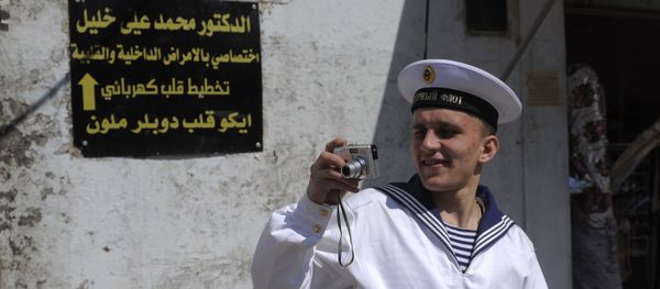 Russia's nuclear-powered missile cruiser Pyotr Veliky navy sailor taking a city walk during the ship's port call in Syria's Mediterranean port of Tartus Russia's nuclear-powered missile cruiser Pyotr Veliky navy sailor taking a city walk during the ship's port call in Syria's Mediterranean port of Tartus - Sputnik International