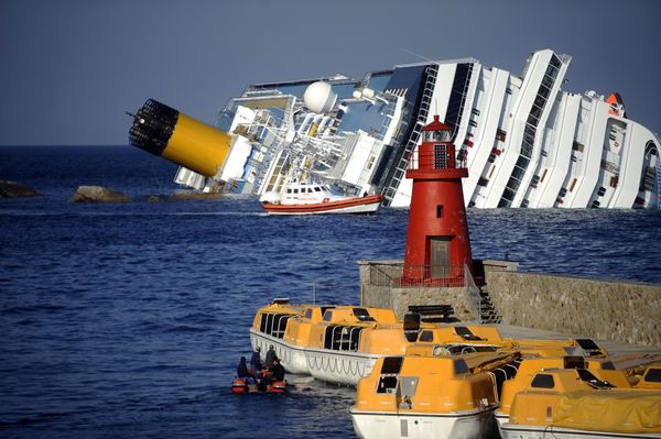 View of the Costa Concordia taken on January 14, 2012. View of the Costa Concordia taken on January 14, 2012. - Sputnik International