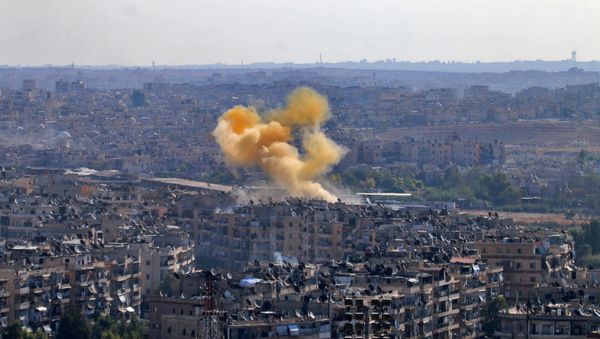 Smoke rises from reported opposition fire from buildings in an eastern government-held neighbourhood of the northern Syrian city of Aleppo Smoke rises from reported opposition fire from buildings in an eastern government-held neighbourhood of the northern Syrian city of Aleppo - Sputnik International