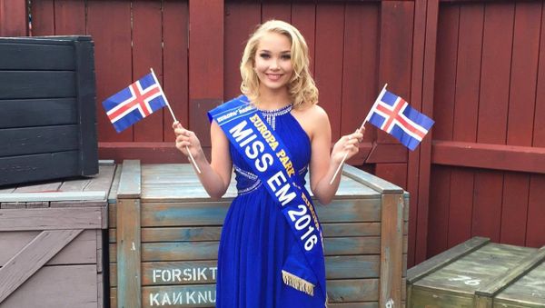 Arna Ýr Jónsdóttir Arna Ýr Jónsdóttir - Sputnik International