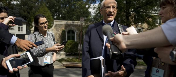 Hillary Clinton's campaign manager John Podesta speaks to members of the media outside Democratic presidential candidate Hillary Clinton's home in Washington (File) Hillary Clinton's campaign manager John Podesta speaks to members of the media outside Democratic presidential candidate Hillary Clinton's home in Washington (File) - Sputnik International