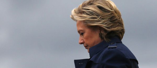 US Democratic presidential nominee Hillary Clinton arrives at Burke Lakefront airport in Cleveland, Ohio US, October 21, 2016. US Democratic presidential nominee Hillary Clinton arrives at Burke Lakefront airport in Cleveland, Ohio US, October 21, 2016. - Sputnik International