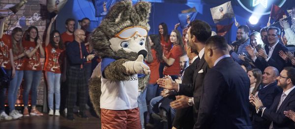 FIFA 2018 World Cup Russia official mascot, the wolf named Zabivaka, center, shakes hands with Vitaly Mutko, deputy premiership in charge of sport, tourism and youth policies, Alexey Sorokin, CEO of the 2018 FIFA World Cup Russia Local Organizing Committee, all back to a camera, during a TV show on Russian Channel 1 in Moscow, Russia, Saturday, Oct. 22, 2016 FIFA 2018 World Cup Russia official mascot, the wolf named Zabivaka, center, shakes hands with Vitaly Mutko, deputy premiership in charge of sport, tourism and youth policies, Alexey Sorokin, CEO of the 2018 FIFA World Cup Russia Local Organizing Committee, all back to a camera, during a TV show on Russian Channel 1 in Moscow, Russia, Saturday, Oct. 22, 2016 - Sputnik International