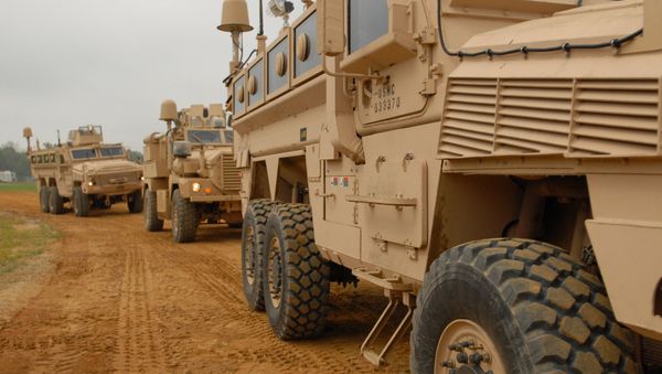 US Marine Corps RG-33 APCs - Sputnik International