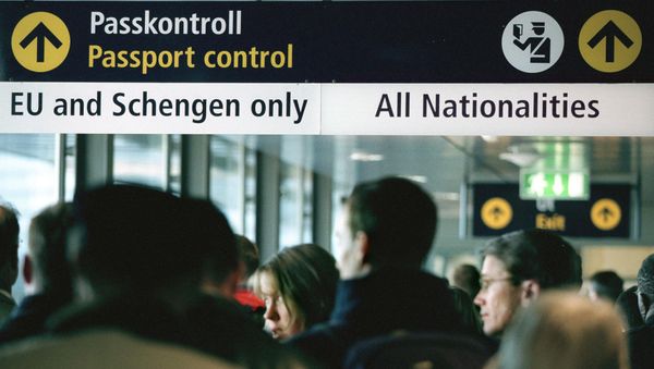 Travellers queue for passport control at Stockholm airport Arlanda Travellers queue for passport control at Stockholm airport Arlanda - Sputnik International