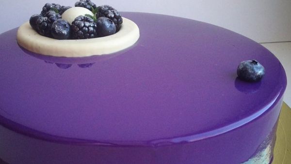 Russian Confectioner Makes Mezmerizing Mirror Cakes - Sputnik International
