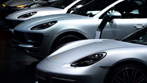 Porsche cars - Sputnik International
