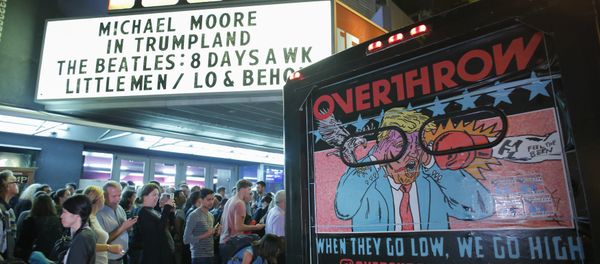 People wait in line outside the IFC Theater before the debut of a surprise documentary about Republican nominee Donald Trump titled TrumpLand by US filmmaker Michael Moore in New York on October 18, 2016 - Sputnik International