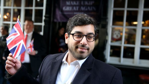 United Kingdom Independence Party (UKIP) leadership candidate Raheem Kassam poses as he arrives at a media conference at a pub in London, Britain October 28, 2016 - Sputnik International