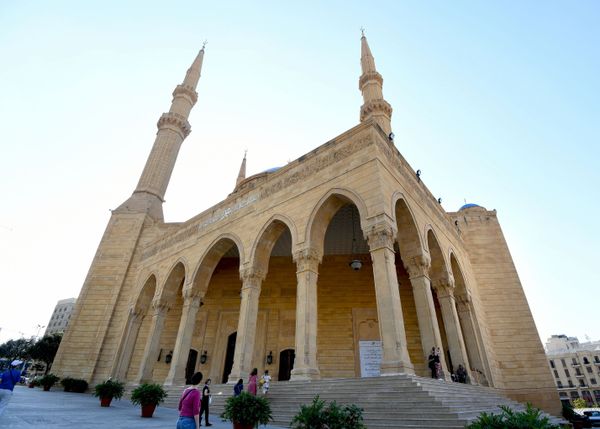 A view of the Mohammad Al-Amin Mosque, also referred to as the Blue Mosque, from the outside. A view of the Mohammad Al-Amin Mosque, also referred to as the Blue Mosque, from the outside. - Sputnik International