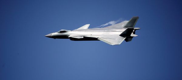 China unveils its J-20 stealth fighter on an air show in Zhuhai, Guangdong Province, China, November 1, 2016. China unveils its J-20 stealth fighter on an air show in Zhuhai, Guangdong Province, China, November 1, 2016. - Sputnik International