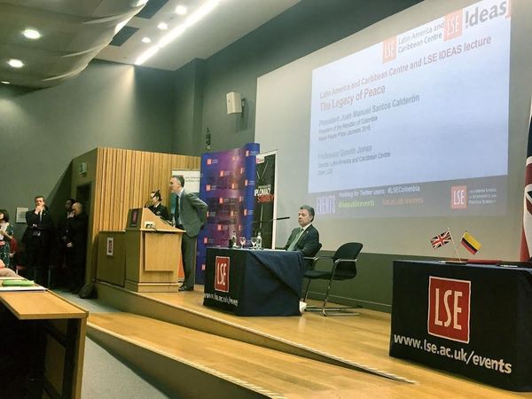 Colombia's President Juan Manuel Santos at an event at the London School of Economics (LSE), Wednesday, November, 2, 2016. Colombia's President Juan Manuel Santos at an event at the London School of Economics (LSE), Wednesday, November, 2, 2016. - Sputnik International