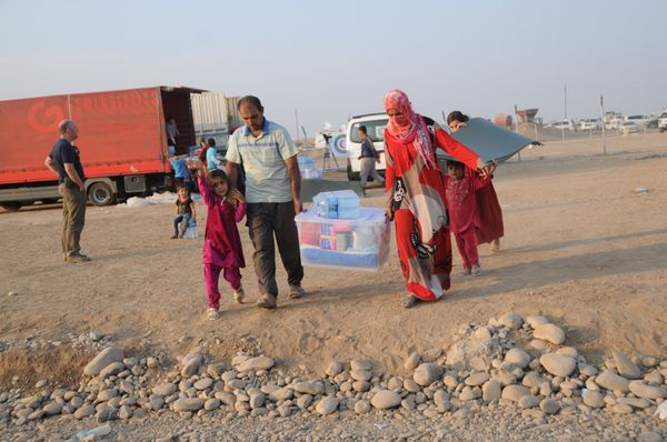In this photo residents of Mosul and the nearby villages are seen being accomodated in the Hazir refugee camp In this photo residents of Mosul and the nearby villages are seen being accomodated in the Hazir refugee camp - Sputnik International