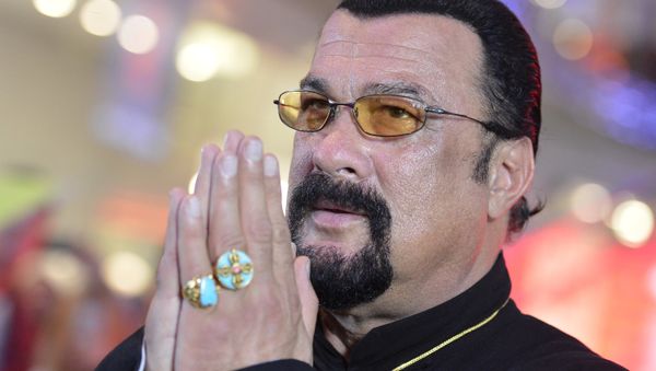 American actor, film producer and scriptwriter, martial artist and musician Steven Seagal at Moscow's Alley of Glory (File) - Sputnik International