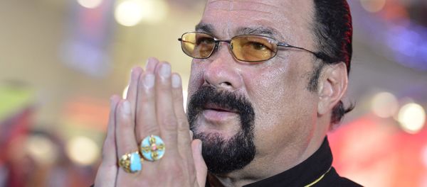 American actor, film producer and scriptwriter, martial artist and musician Steven Seagal at Moscow's Alley of Glory (File) American actor, film producer and scriptwriter, martial artist and musician Steven Seagal at Moscow's Alley of Glory (File) - Sputnik International