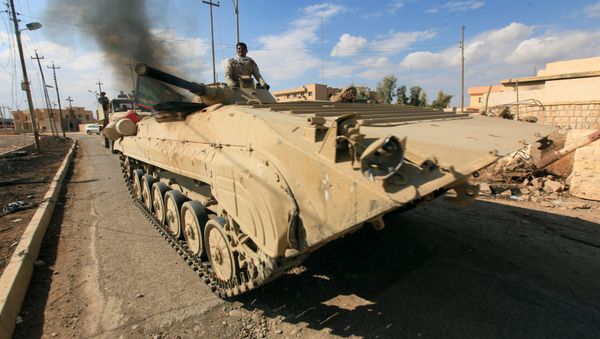 Military vehicles of Iraqi army take part in an operation against Islamic State militants in Qaraqosh, near Mosul, Iraq, November 2, 2016 - Sputnik International