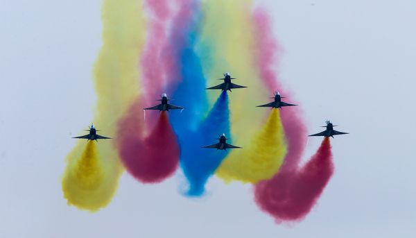 Top Gun: Next Generation J-20 Jet Rocks Airshow China - Sputnik International