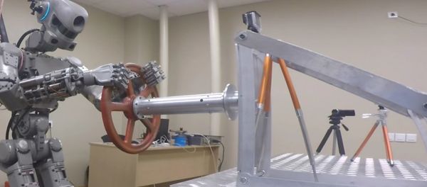 Robot Fedor - assistant astrona - Sputnik International