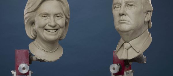 Clay sculptures of Republican and Democratic Presidential Candidates, Donald Trump and Hillary Clinton - Sputnik International