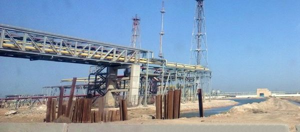 Oil refinery at lake Mariout close to Alexandria, Egypt Oil refinery at lake Mariout close to Alexandria, Egypt - Sputnik International