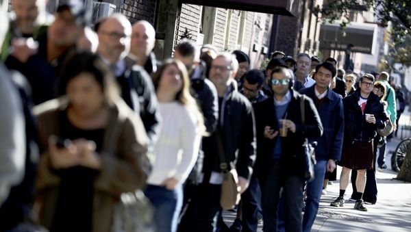 Long Line in New York for 2016 Presidential Election - Sputnik International