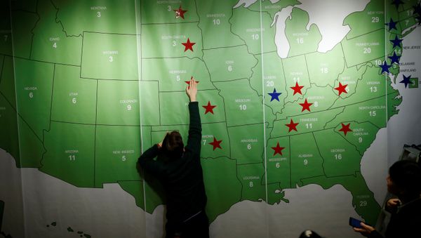 Карта выборщиков США в Сеуле  - Sputnik International