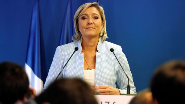 Marine Le Pen, French National Front (FN) political party leader, delivers a statement on U.S. election results at the party headquarters in Nanterre, France, November 9, 2016 Marine Le Pen, French National Front (FN) political party leader, delivers a statement on U.S. election results at the party headquarters in Nanterre, France, November 9, 2016 - Sputnik International