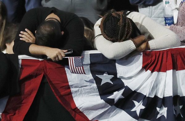 Supporters of Democratic U.S. presidential nominee Hillary Clinton react as they watch election returns at the election night rally in New York, U.S., November 8, 2016 - Sputnik International