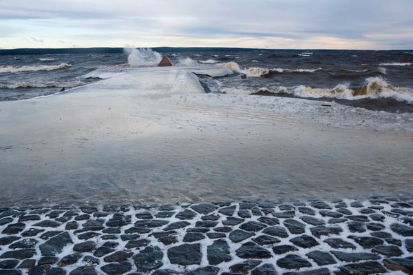 Raging Storm Rips Across Russian Winter Lake - Sputnik International