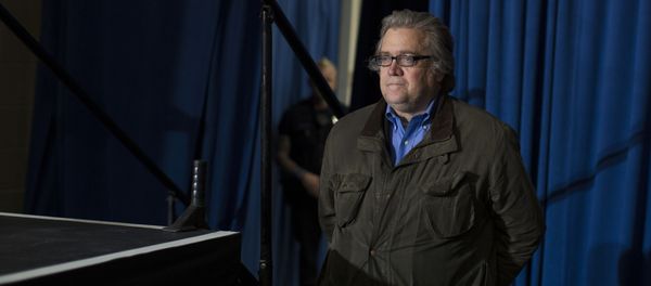 Stephen Bannon, campaign CEO for Republican presidential candidate, Donald Trump, looks on as Trump speaks during a campaign rally, Saturday, Nov. 5, 2016, in Denver - Sputnik International