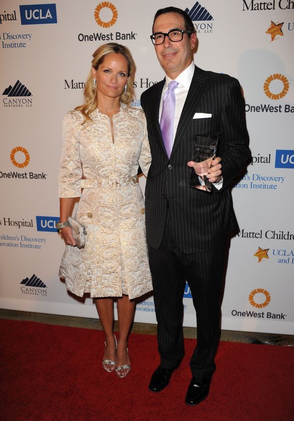 Heather Mnuchin, left, and Steven Mnuchin arrive at The Kaleidoscope Ball's Designing The Future at the Beverly Hills Hotel on Wednesday, April 17, 2013 in Beverly Hills, Calif Heather Mnuchin, left, and Steven Mnuchin arrive at The Kaleidoscope Ball's Designing The Future at the Beverly Hills Hotel on Wednesday, April 17, 2013 in Beverly Hills, Calif - Sputnik International