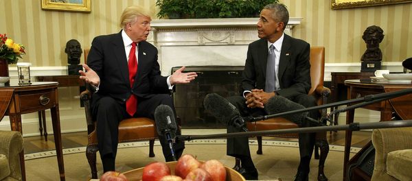 US President Barack Obama meets with President-elect Donald Trump to discuss transition plans in the White House Oval Office in Washington, US, November 10, 2016. US President Barack Obama meets with President-elect Donald Trump to discuss transition plans in the White House Oval Office in Washington, US, November 10, 2016. - Sputnik International